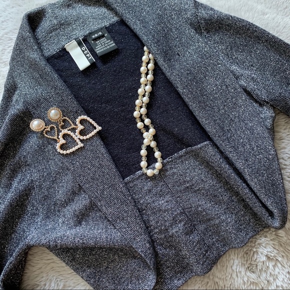 🌼 DEPT | Silver Shrug - Picture 1 of 4